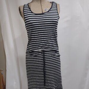 LASCANA SHIRT DRESS SLEEVELESS CREME WITH STRIPES ELASTIC WAIST SIZE 38 (6 US)
